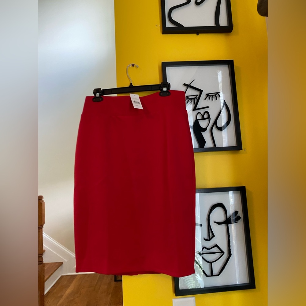Fashion to Figure RED HOTTT Pencil Skirt NWT Size 2
